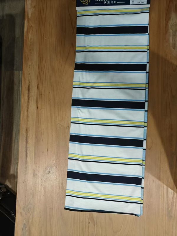 편안하고 피부 친화적, 부드럽고 자연스러운 줄무늬 물질 천재 캐주얼 착용