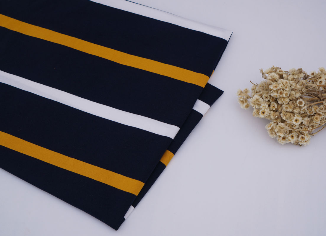 고품질 그리고 호흡이 좋고 편안한 스트라이프 된 넥타이 천