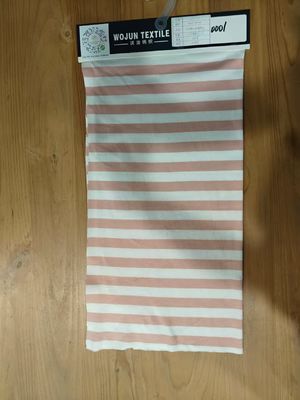 좋은 가격 가볍게 착용 할 수 있는 피부 친화적이고 부드럽고 숨 쉬는 줄무늬 물질의 직물 온라인으로