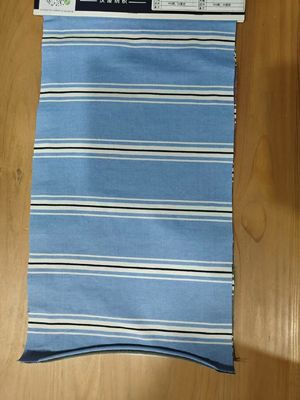 좋은 가격 숨 쉬고 땀을 흡수 하는 피부 친화적 인 편안 한 줄무늬 물질 티셔츠 온라인으로